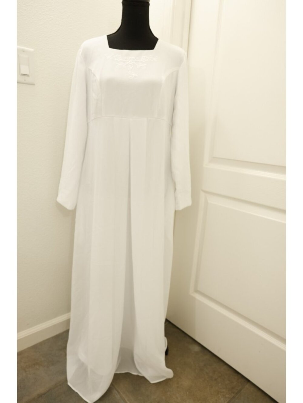Jody California LDS Temple Dress White Maxi Long Sleeve Modest Size 12 Petite